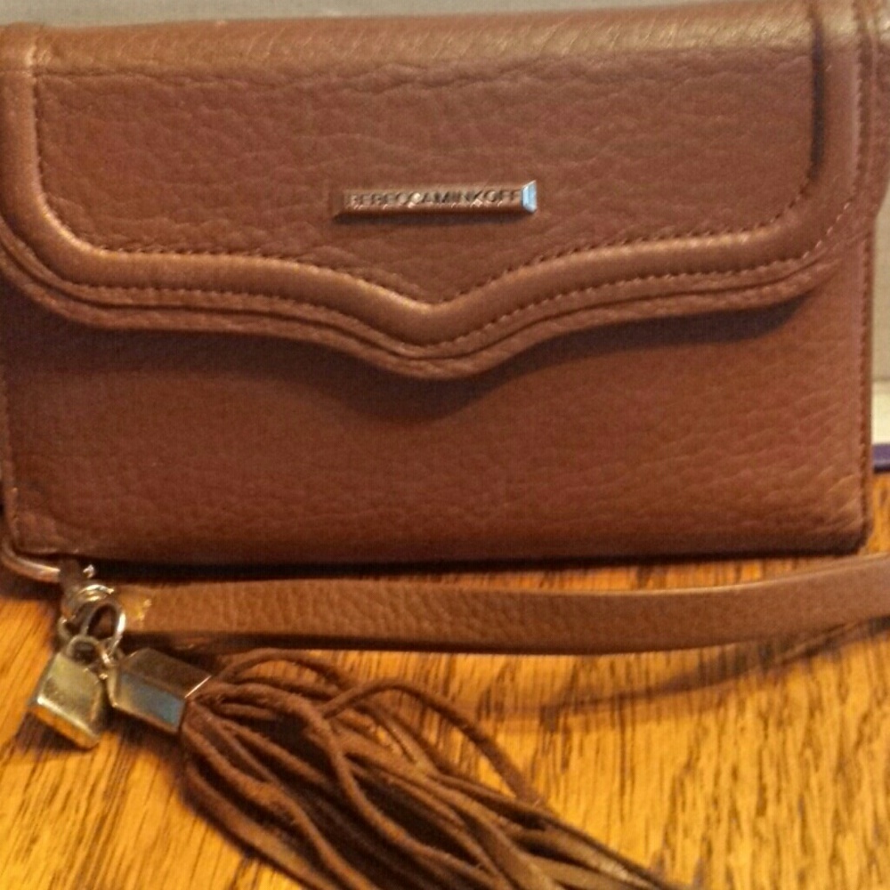 Rebeccaminkoff leather wristlet